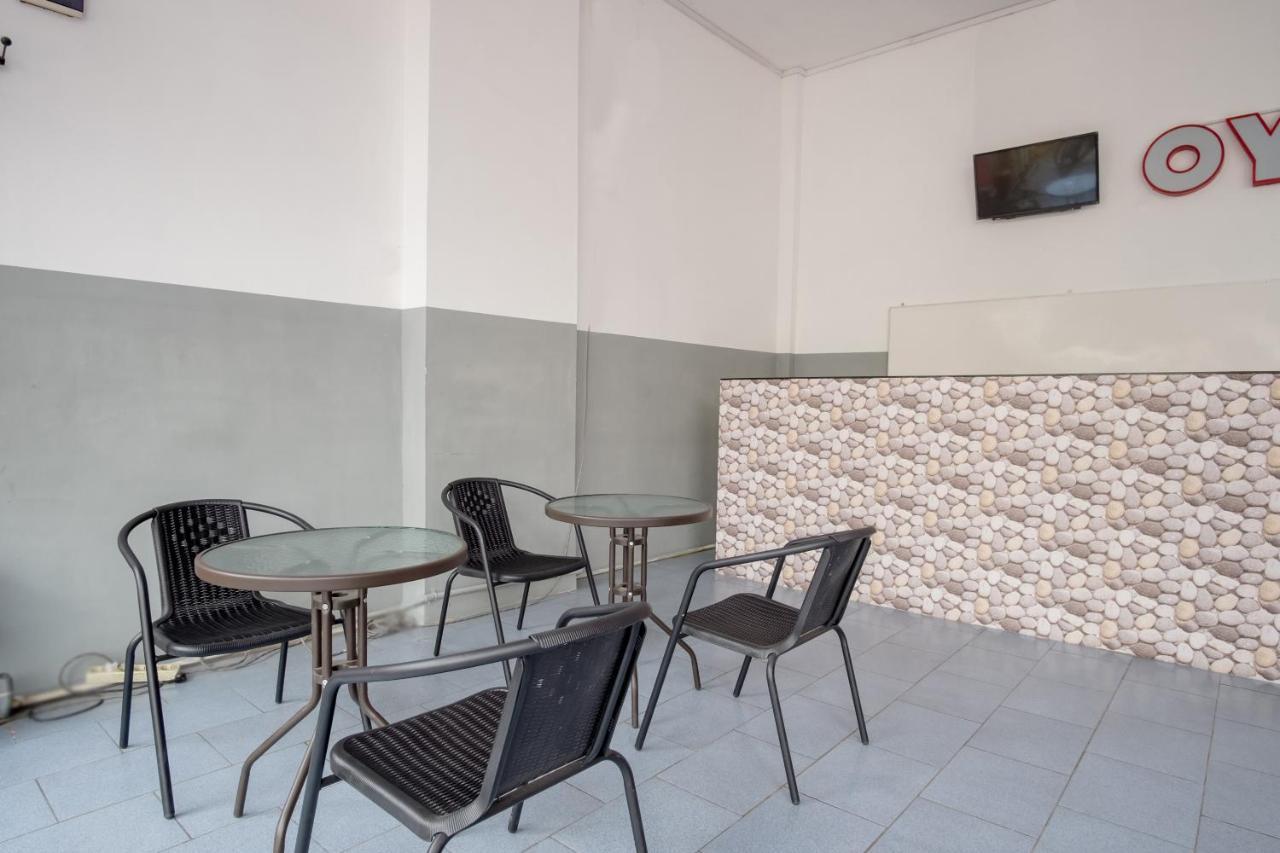 Oyo 447 Hutasimo Residence Medan Luaran gambar