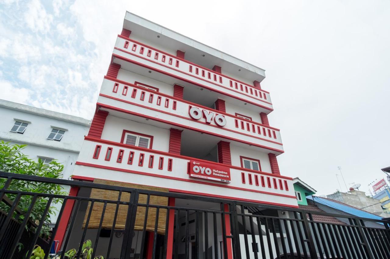 Oyo 447 Hutasimo Residence Medan Luaran gambar