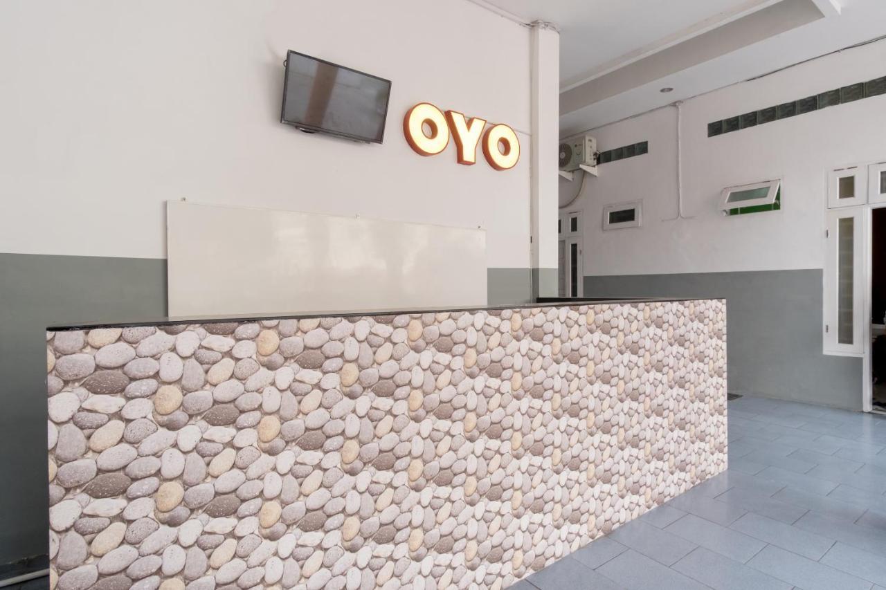 Oyo 447 Hutasimo Residence Medan Luaran gambar