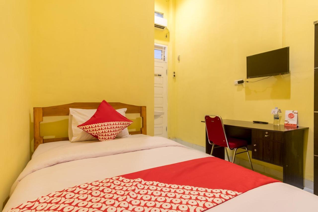 Oyo 447 Hutasimo Residence Medan Luaran gambar
